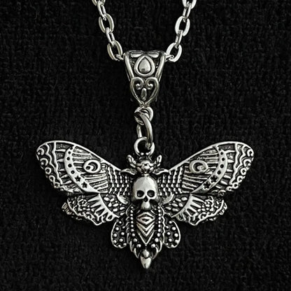 Death Moth Necklace Vintage Pendant Sugar Skull Gothic Butterfly Rock Emo Goth Hiphop Women Men Jewelry Halloween Accessories